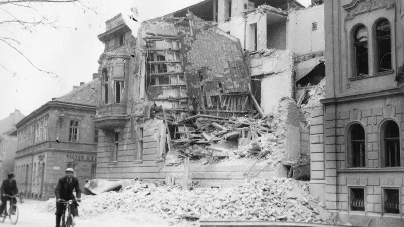 Spojenecké nálety na České Budějovice (1945)