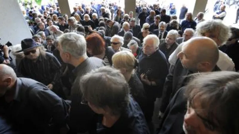 Poslední rozloučení s Vladimírem Dlouhým