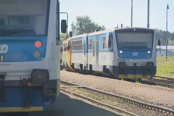 Dráhy odstavily desítky vozidel. Podle nových pravidel musí dodržovat plán údržby