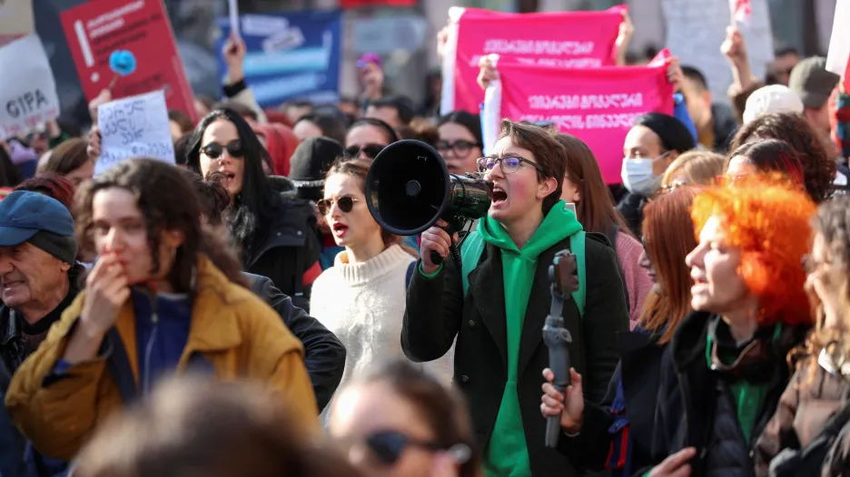 Ze středečního odpoledního protestu v Tbilisi