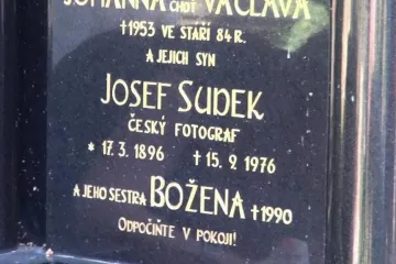 Kolínský centrální hřbitov láká na známé osobnosti