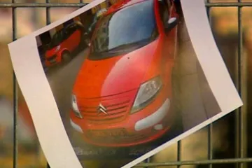 Reportéři ČT: Autobazar ESA prodával od prostředníků kradená auta