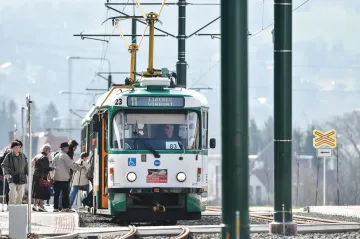 Tramvaje do Jablonce nejsou v ohrožení. Město může zvýšit platby, pokud to potvrdí analýza