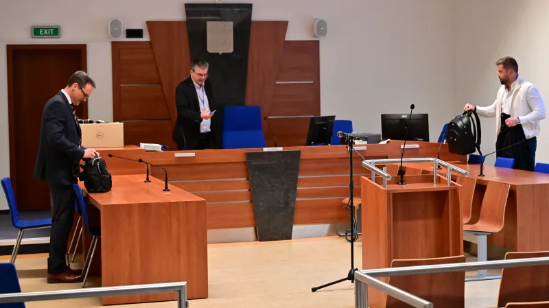 Městský soud v Brně rozhodoval o vazbě pro tři z obviněných v kauze machinací s evropskými dotacemi při stavbě inovačního centra