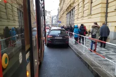 Čepický: Těsno v pražských ulicích. Pomozme tramvaji, ona pomůže nám