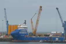 Irští přepravci se plaví rovnou do Cherbourgu. Vyhýbají se tak zdlouhavým celním procedurám v Anglii