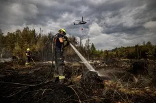 Podařilo se uhasit požár lesa na Písecku, škoda je předběžně 10 milionů