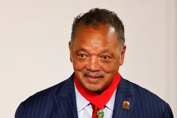 Zemřel americký bojovník za občanská práva Jesse Jackson