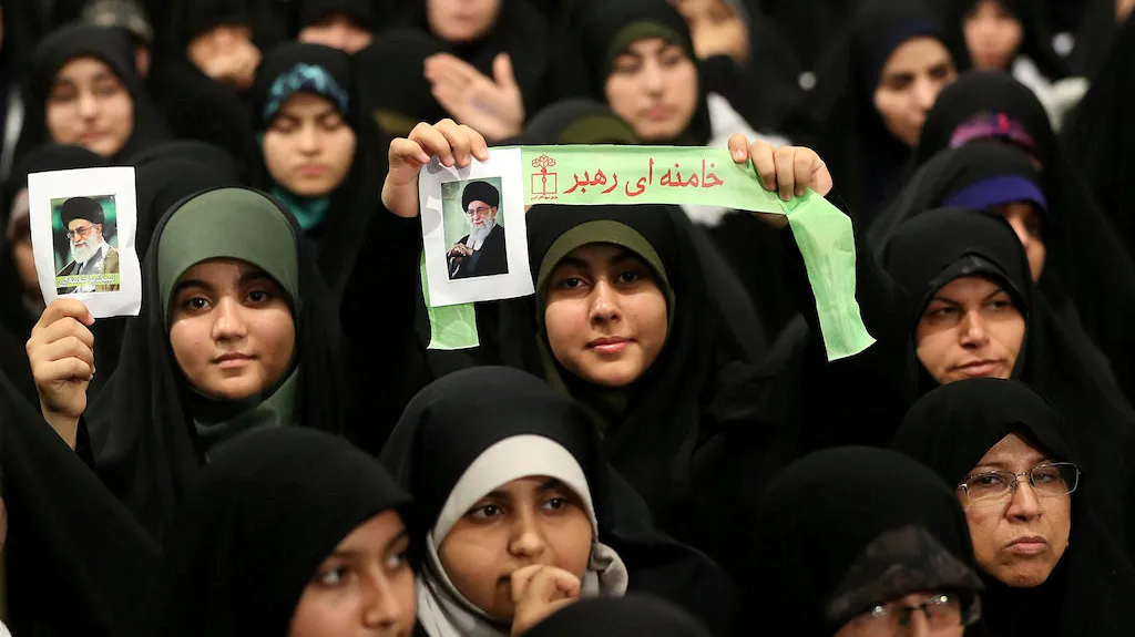 Stoupenci Alího Chamaneího