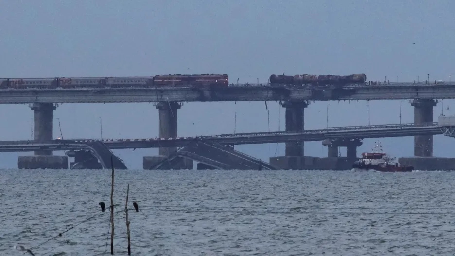 Doprava na Krymském mostě je částečně obnovena