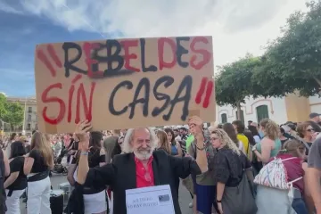 Masový turismus nesmyslně šroubuje nájmy, protestují Mallorčané