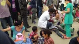Nemocnice v Káthmándú jsou přeplněné zraněnými lidmi