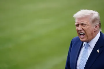 Trump hrozí Íránu zničením elektráren, pokud do 48 hodin neotevře Hormuzský průliv