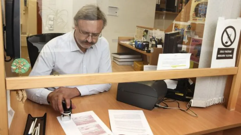 O růstu platů ve veřejném sektoru se bude dál jednat