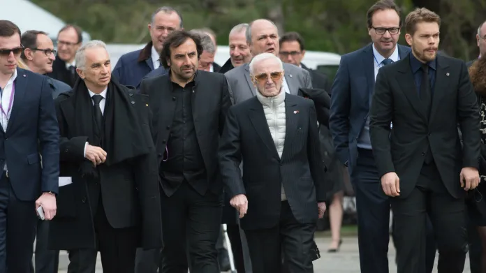Mezi hosty piety byl i Charles Aznavour