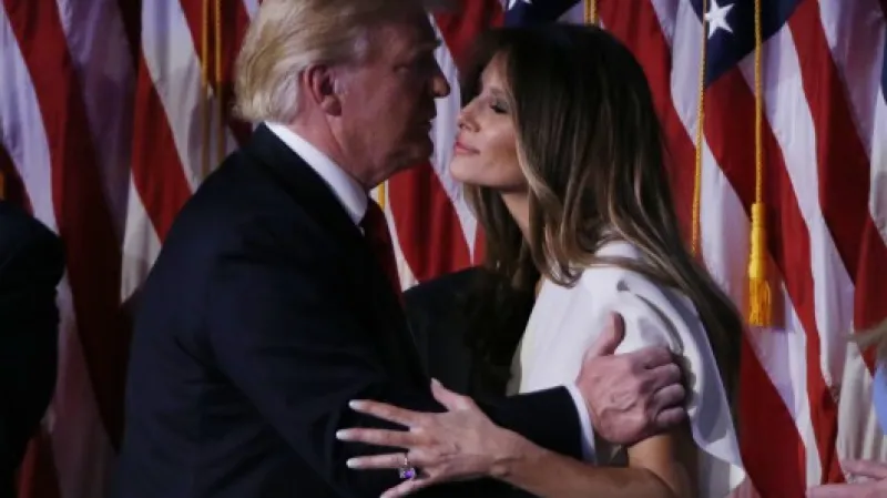 Trump s Melanií