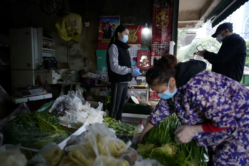 Na pouličním trhu se opět prodává zelenina
