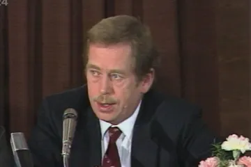 30 let zpět: Václav Havel uvažuje o NATO jako základu bezpečnosti v Evropě