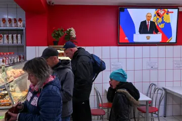 Rusko se snaží kontrolovat životy obyvatel na anektovaných územích. Místní ale skrytě revoltují