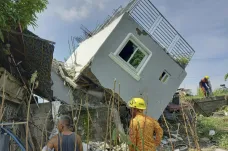 Filipíny zasáhly po středečním zemětřesení stovky následných otřesů