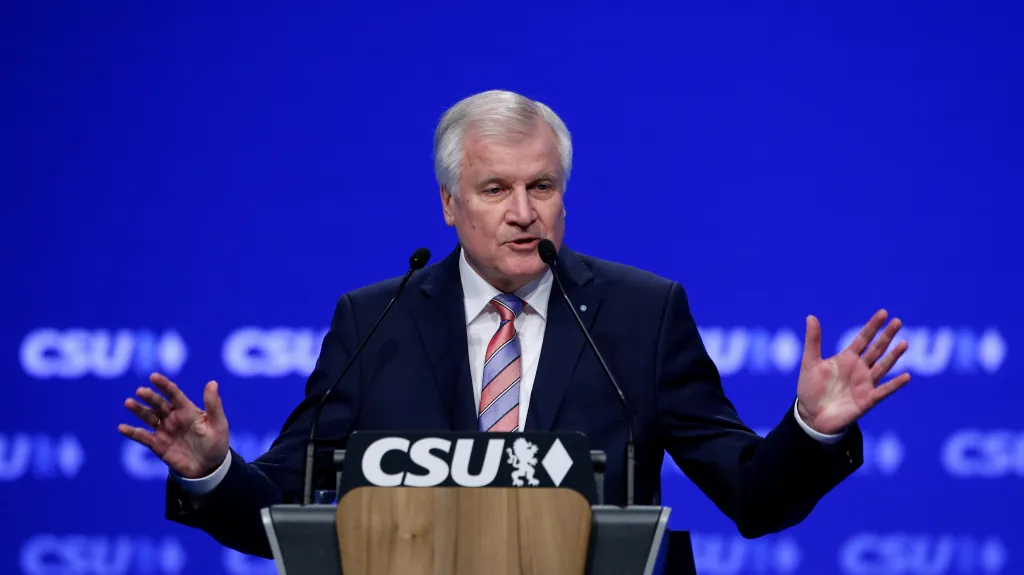 Horst Seehofer na stranickém sjezdu CSU
