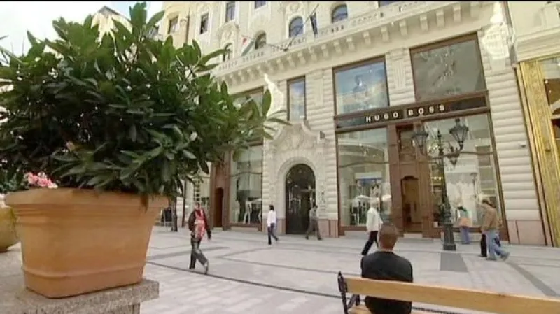 Rozhovor s novinářem Gregorem Papuczekem