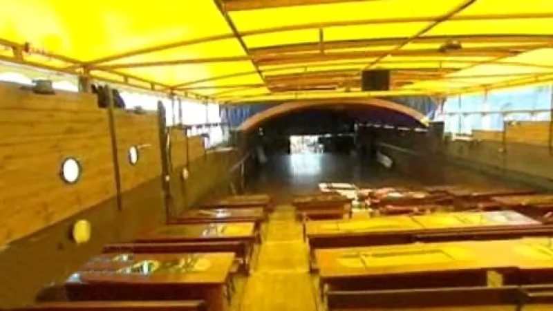 Loď Tajemství / divadelní paluba