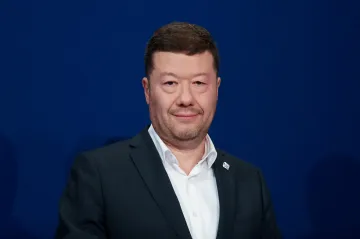 Okamura se v novoročním projevu vymezil proti poskytování zbraní Ukrajině