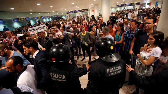 Protest na letišti v Barceloně