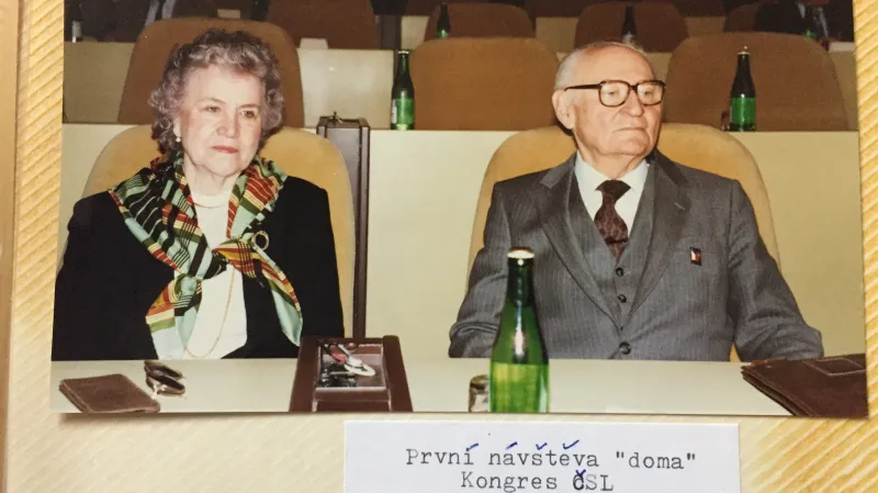 První návštěva vlasti v roce 1990