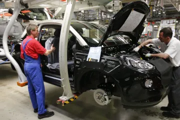 S emisemi měl podvádět také Opel. Bude muset svolat 100 tisíc aut