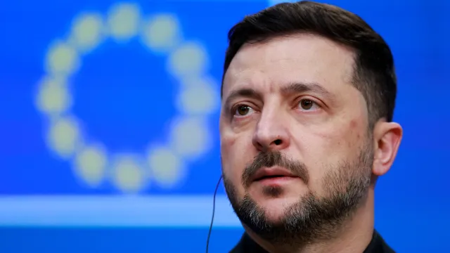 „Ukrajina bojuje o život,“ řekl Zelenskyj na summitu EU