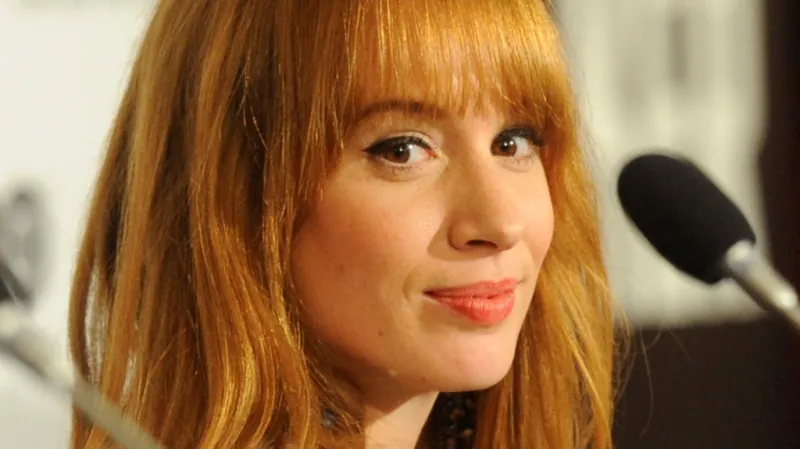 Herečka Tatiana Pauhofová na tiskové konferenci po projekci třídílného dramatu Hořící keř