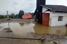 Voda na Bruntálsku ničila domy, některé strhla úplně