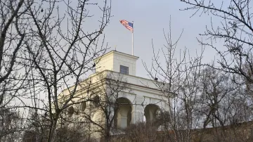 Gloriet v zahradě americké ambasády v Praze