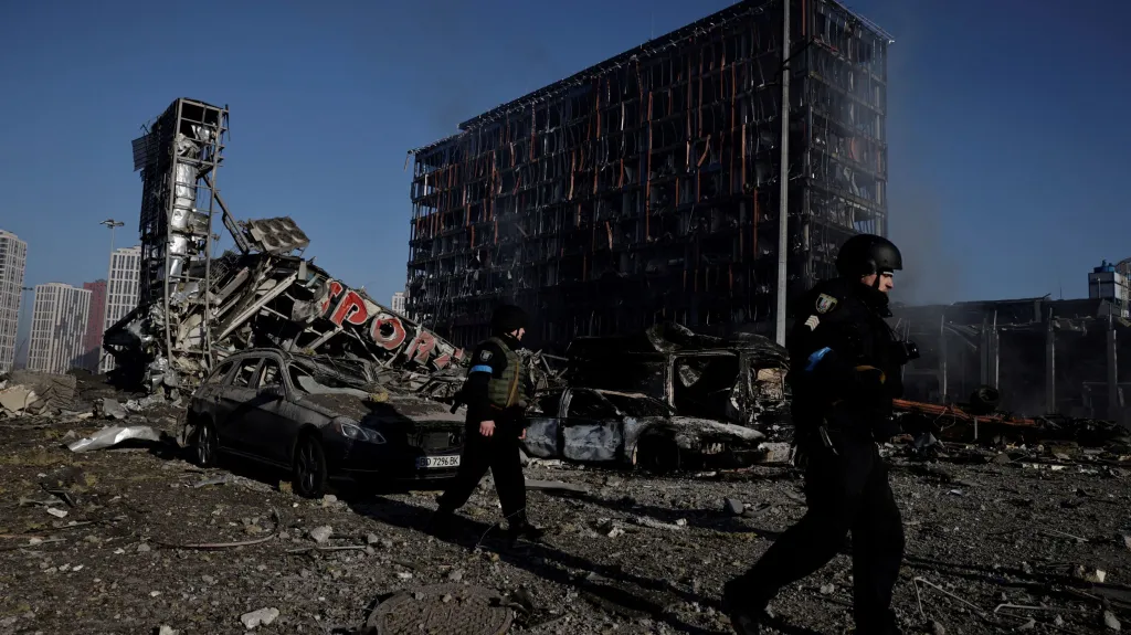 Zničené budovy v Kyjevě