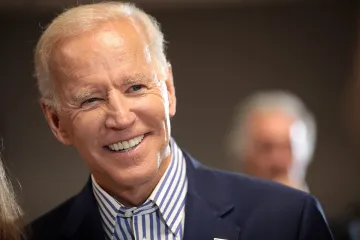 USA jsou připraveny spolupracovat s Čínou, řekl Biden. Pozastaví stahování americké armády z Německa