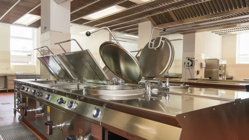 Nové stravovací zařízení v plzeňské fakultní nemocnici