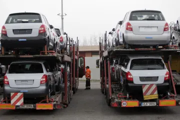 V Rusku se prodává kvůli sankcím a inflaci méně aut. Západní značky ale možná nahradí čínské