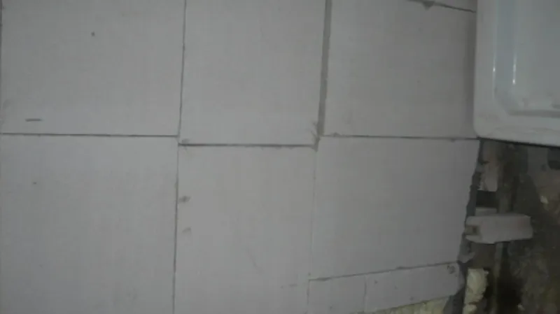 Události ČT: Stížnosti na řemeslníky, nejčastěji kvůli oknům nebo dveřím a na zedníky či instalatéry