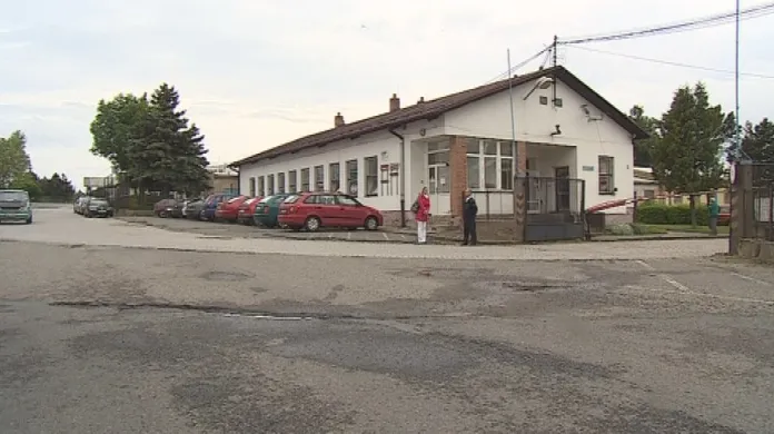 Areál, ve kterém policejní komando Petra Kratochvíla zadrželo