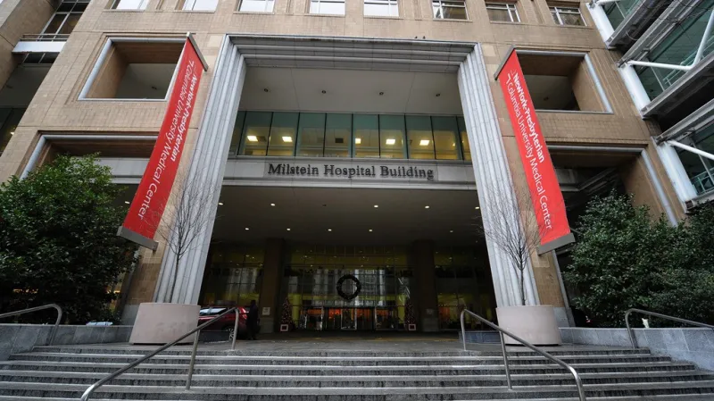 Presbyteriánská nemocnice v New Yorku, kde byla Hillary Clintonová hospitalizována