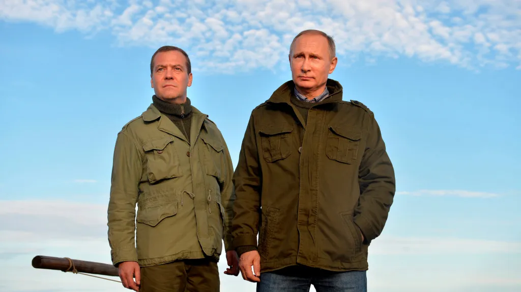Premiér Dmitrij Medvěděv s prezidentem Vladimirem Putinem
