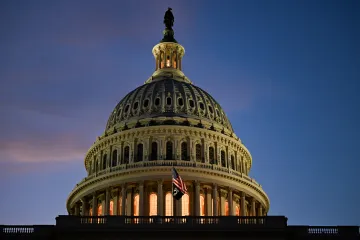 Sněmovna reprezentantů USA odhlasovala ukončení částečného shutdownu