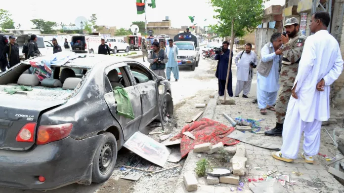 Útok Talibanu na pákistánské volby