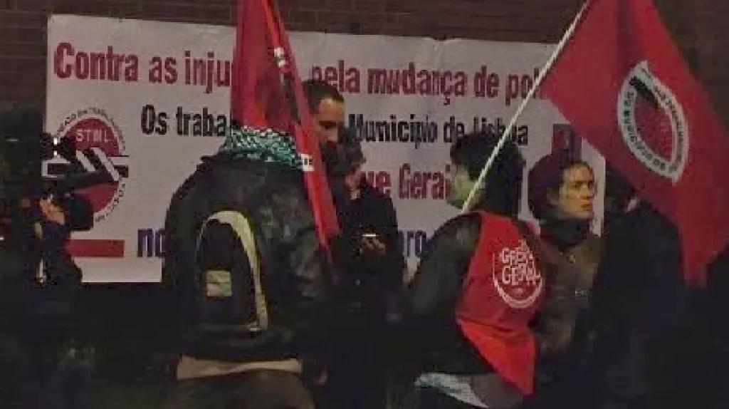 Portugalci proti úsporám