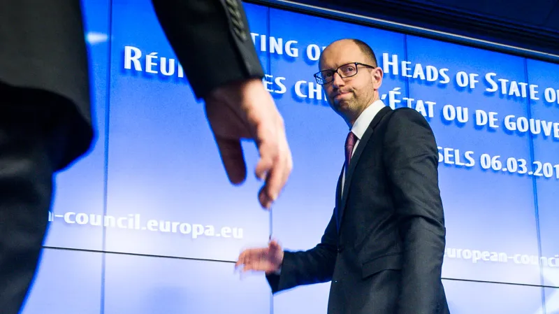 Arsenij Jaceňuk po brífinku v Bruselu