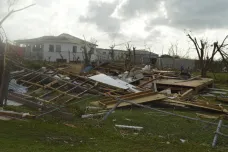 Irma ho zanechala v troskách, další hurikán ostrov Barbuda těsně minul