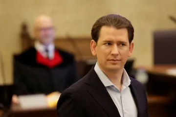 Kurz křivě vypovídal, soud mu uložil podmínku. Jeho právník se proti rozsudku odvolal