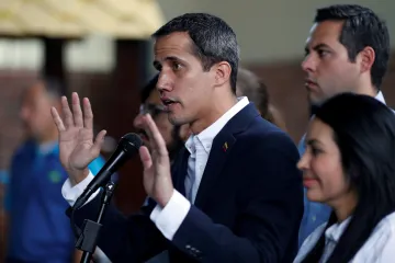 Madurova vláda se tajně sešla v Norsku s opozicí. Na jednání dorazil i ministr informací